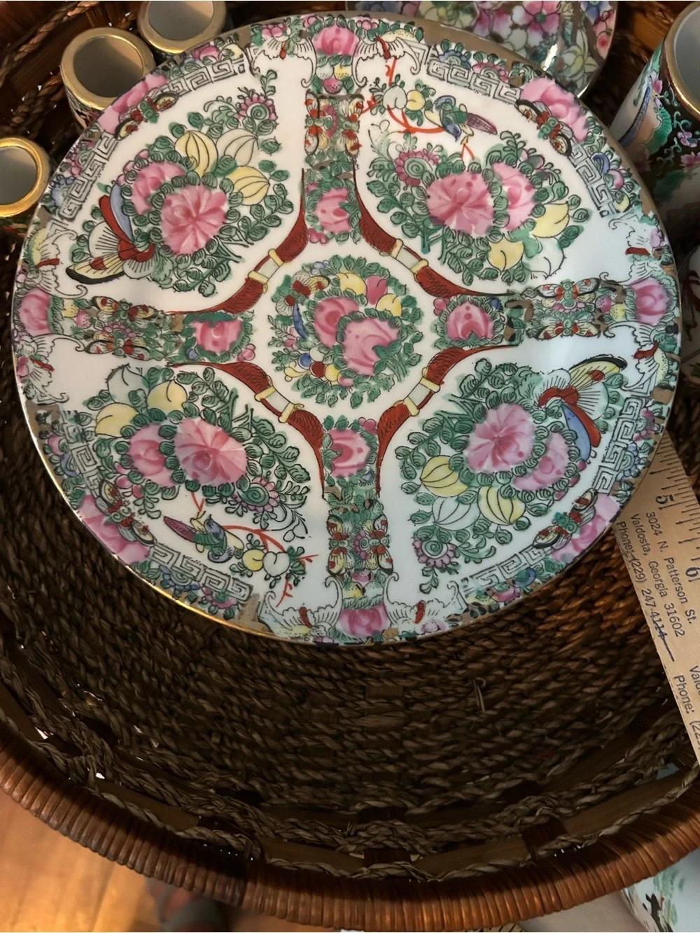 Famille Rose Medallion Chinese Porcelain  Covered Dish 6” EUC
